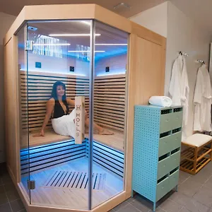 https://ara-hotel-landerneau.inbrittany.com