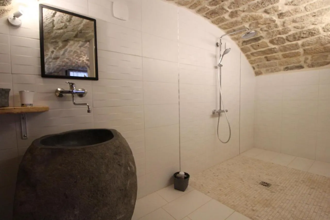 Le Pressoir De La Deveze Hotel Vernon  0*, Vernon (Ardeche)
