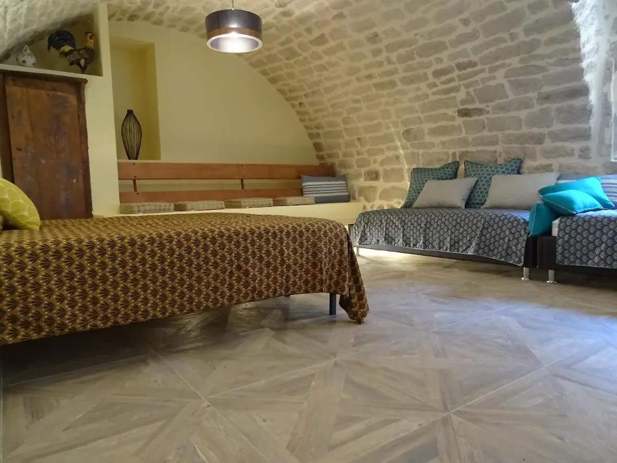 Domaine Des Hauts De Vernon Vernon  0*, Vernon (Ardeche)